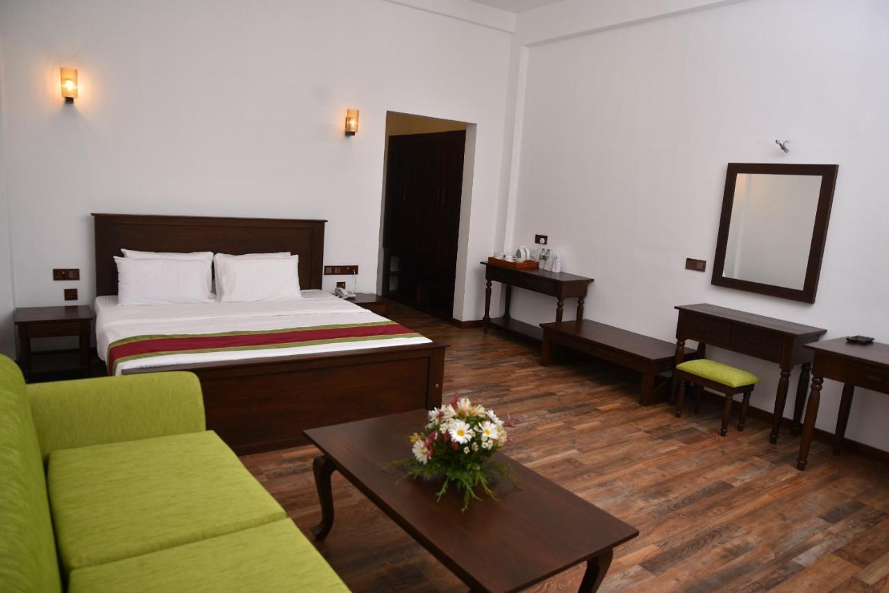 Hotel Nuwara Eliya Golf Club Extérieur photo