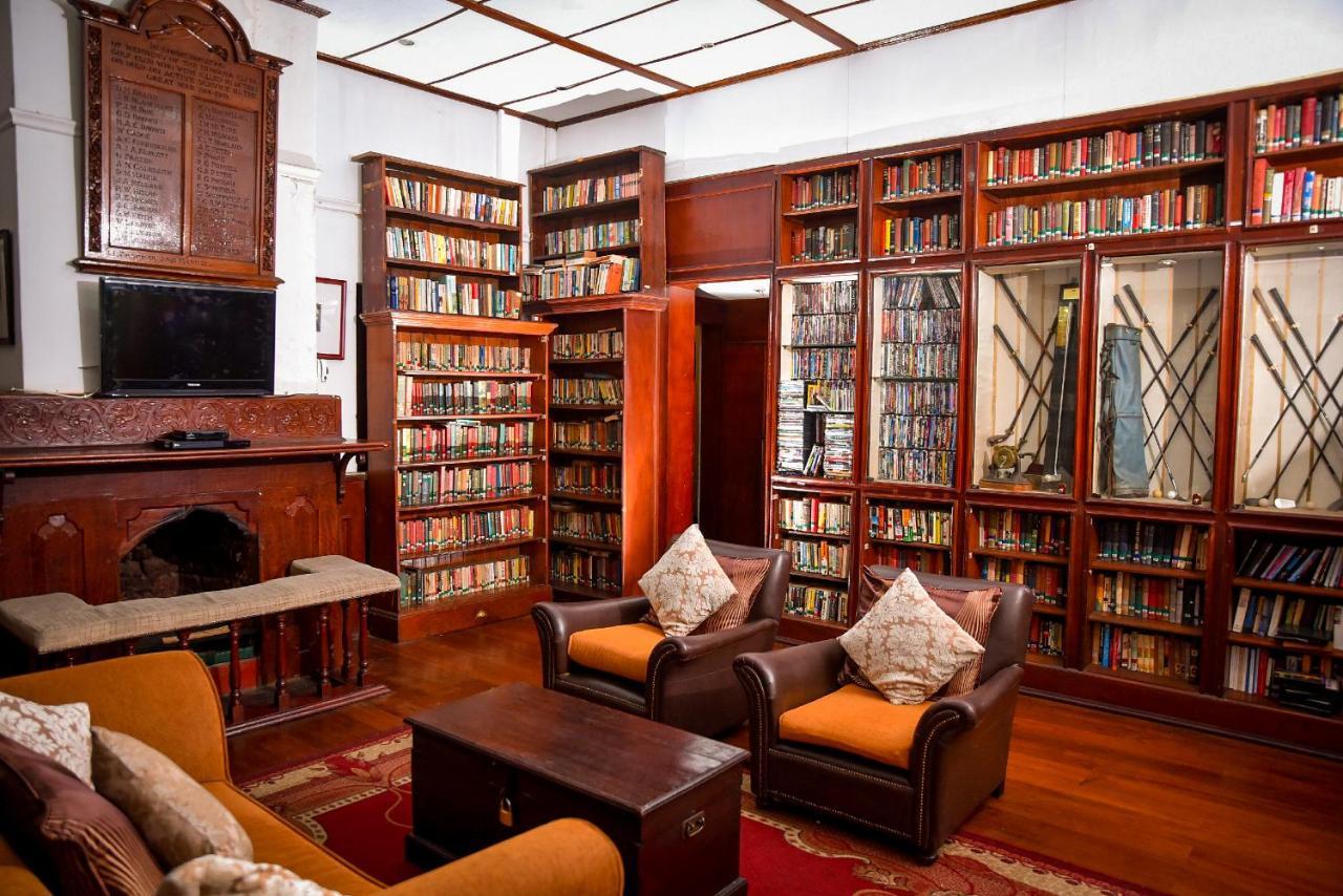 Hotel Nuwara Eliya Golf Club Extérieur photo