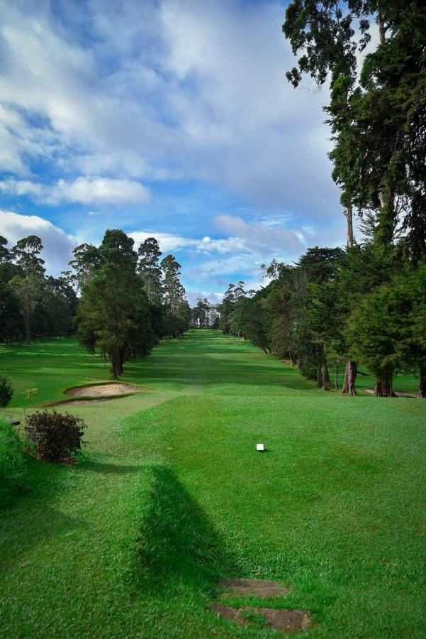 Hotel Nuwara Eliya Golf Club Extérieur photo