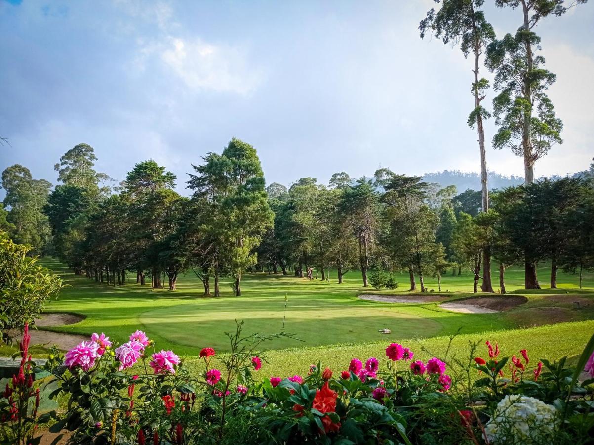Hotel Nuwara Eliya Golf Club Extérieur photo