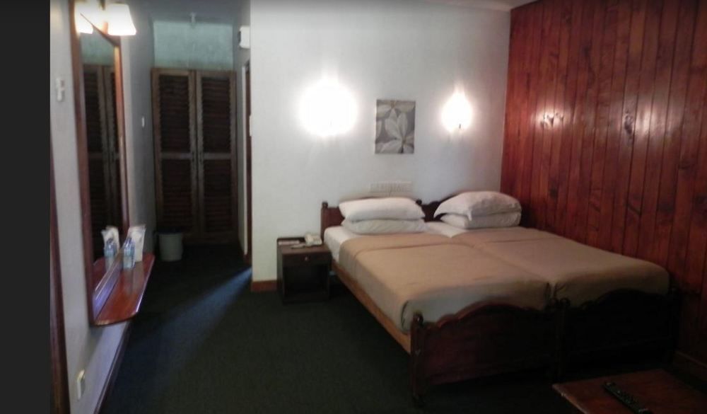 Hotel Nuwara Eliya Golf Club Extérieur photo